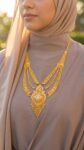 Use_the_necklace_from_the_202606281550